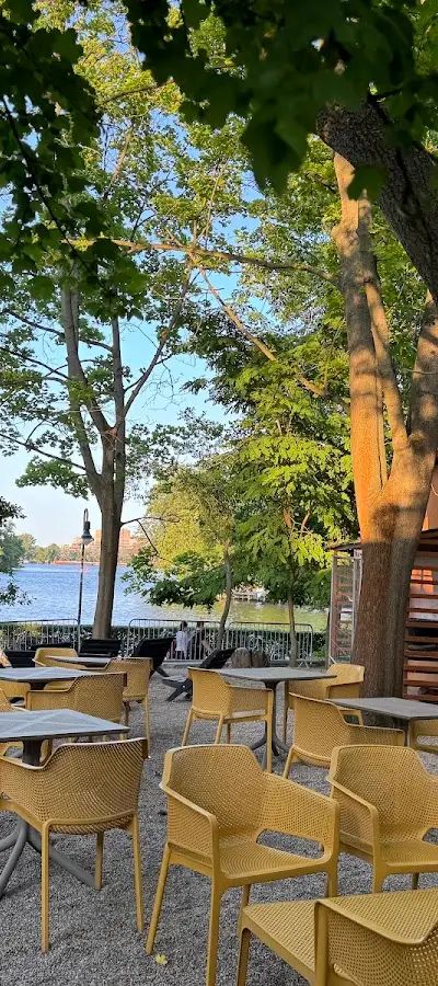 Zenner Biergarten